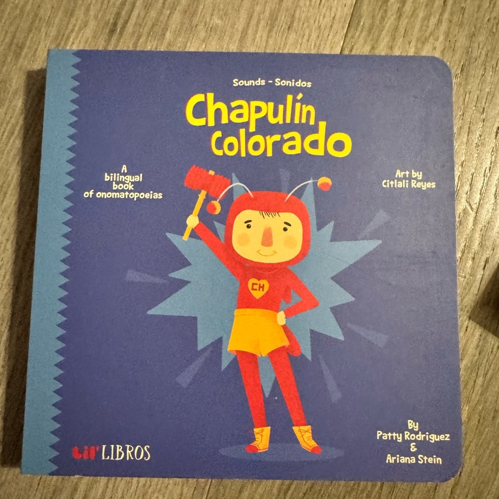 Chapulin Colorado bilingual board book